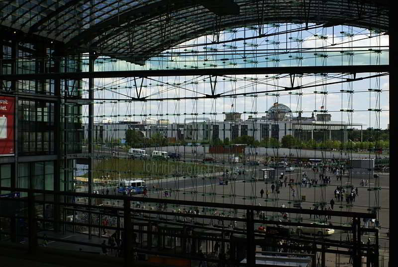 Blick auf das Kanzleramt in Berlin