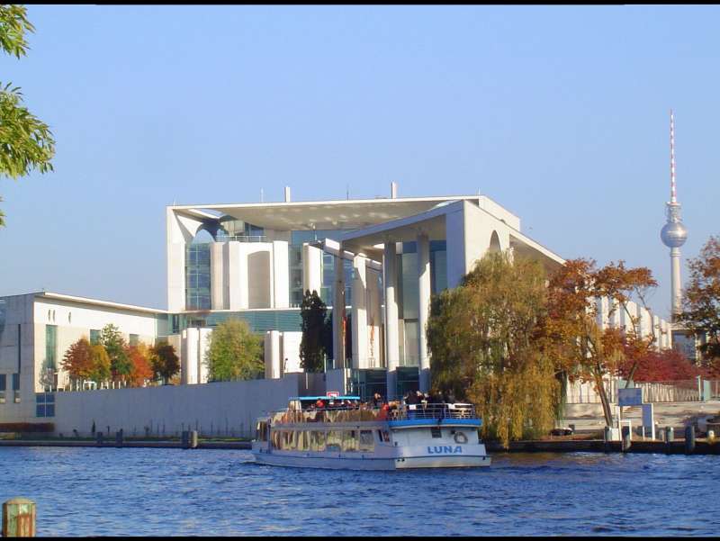 Fotografie: Bundeskanzleramt Spreeseite Berlin