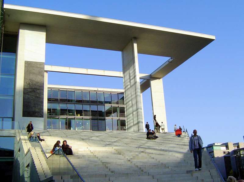 Freitreppe am Lüders-Haus in Berlin