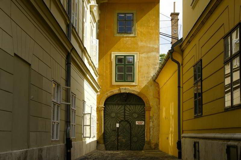 Toreinfahrt auf der Fischerbastei Budapest