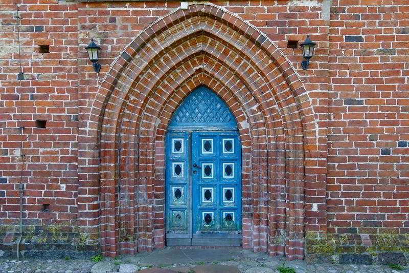 Dorfkirche in Saal - Nordportal