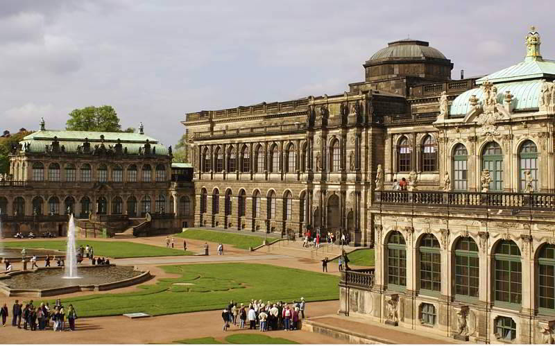 Zwinger in Dresden - Semperbau