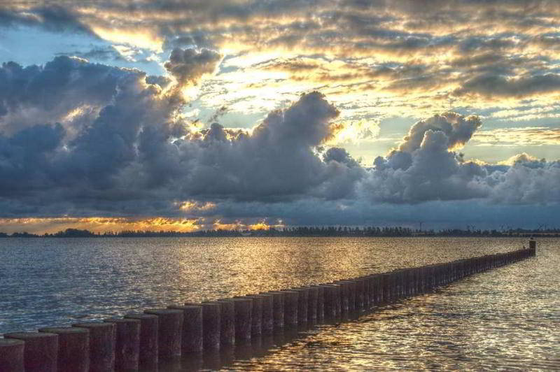 Morgens am Sund - Blick zur Insel Rügen