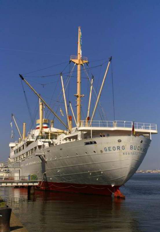 Hotelschiff im Stadthafen Rostock