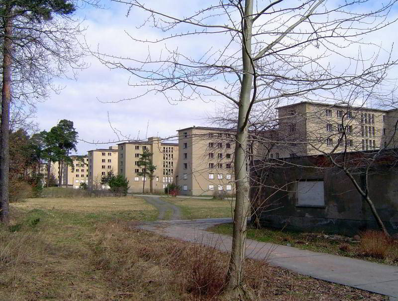 Erholungsruine KDF-Bad Prora