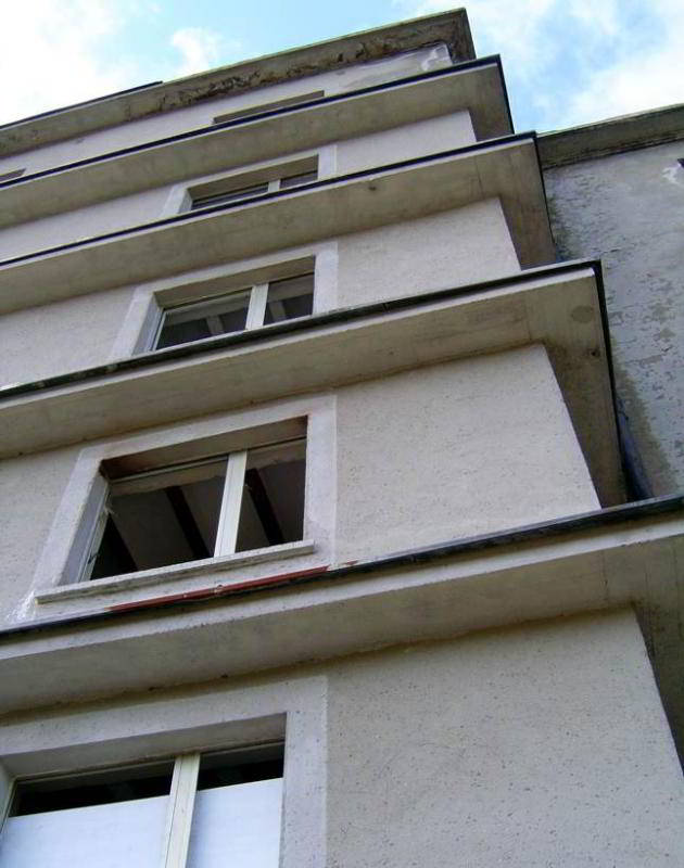Verlassen - Detail der Fassade am KDF-Bad Prora