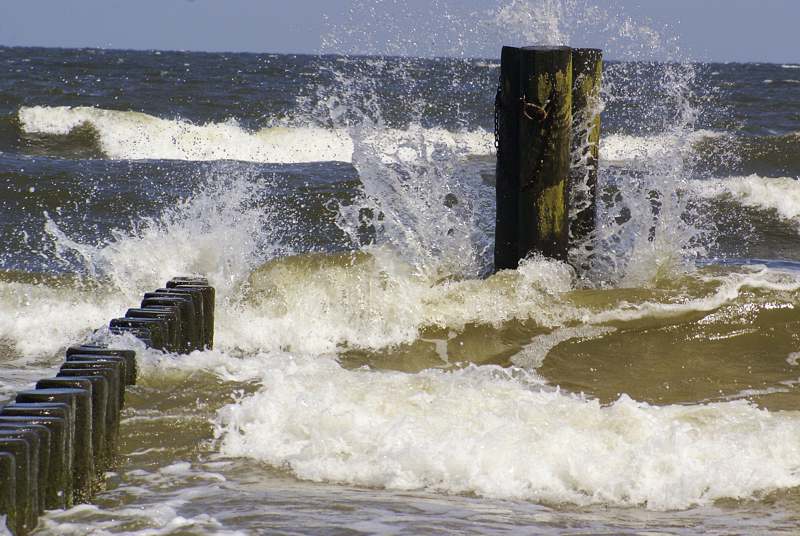 Am Strand auf Usedom bei Nordostwind