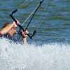 Fotografie: Kitesurfer im Saaler Bodden