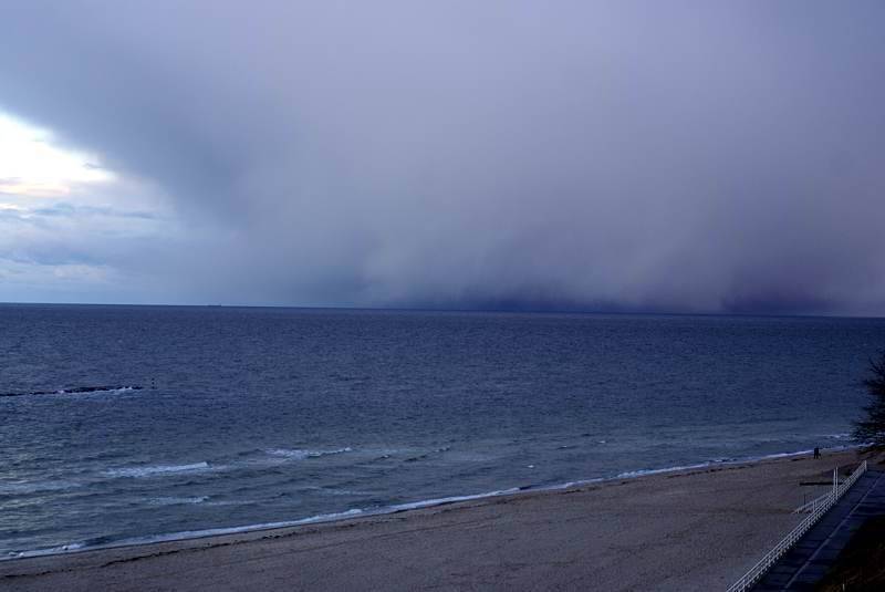 Unwetter über der Ostsee bei Sellin