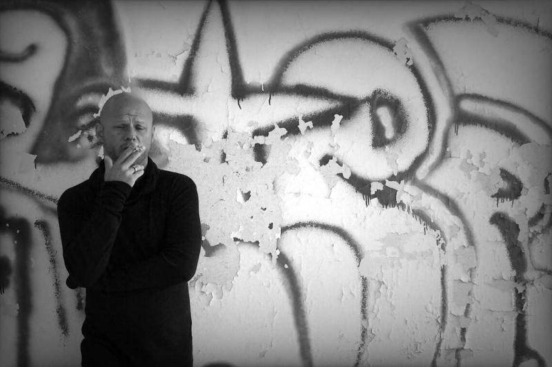 Portrait Marco aus Berlin - Bild 6 - Raucherpause