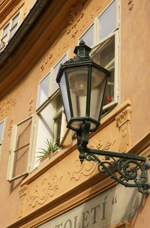 Prag - Straßenlaterne in Mala Strana