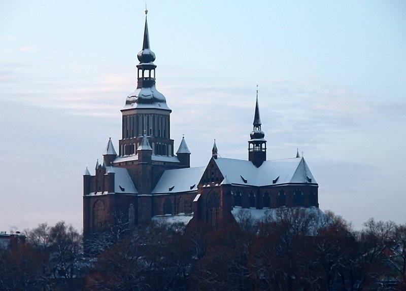 Marienkirche Stralsund  im Winter