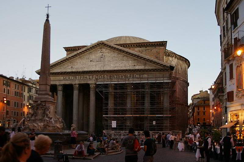 Pantheon in Rom am Abend
